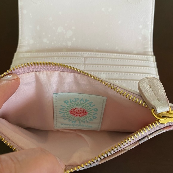 Papaya Accessories Papaya Art Trifold Wallet Poshmark